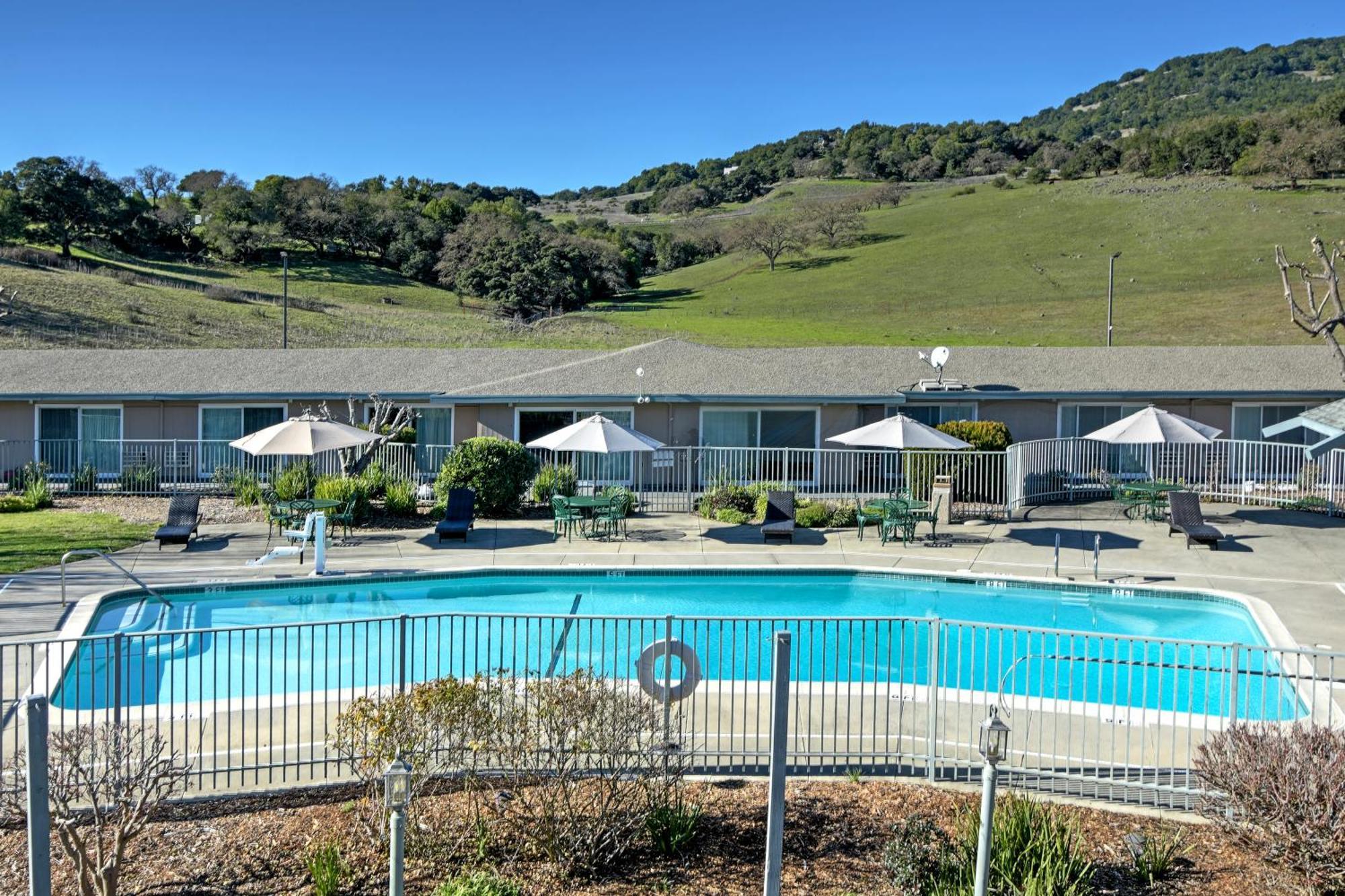 Days Inn By Wyndham Novato/San Francisco Eksteriør bilde